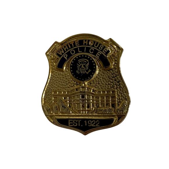 Unbranded Accessories - White House Police Pin in Gold